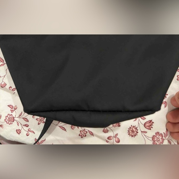 Sling bag, in ver good condition.No further discount. - Picture 4 of 12